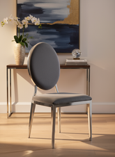 Gri Oval Sırtlı Sandalye Görseli