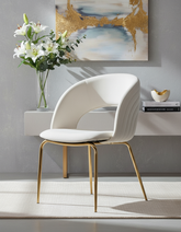 Modern Beyaz Sandalye Görseli